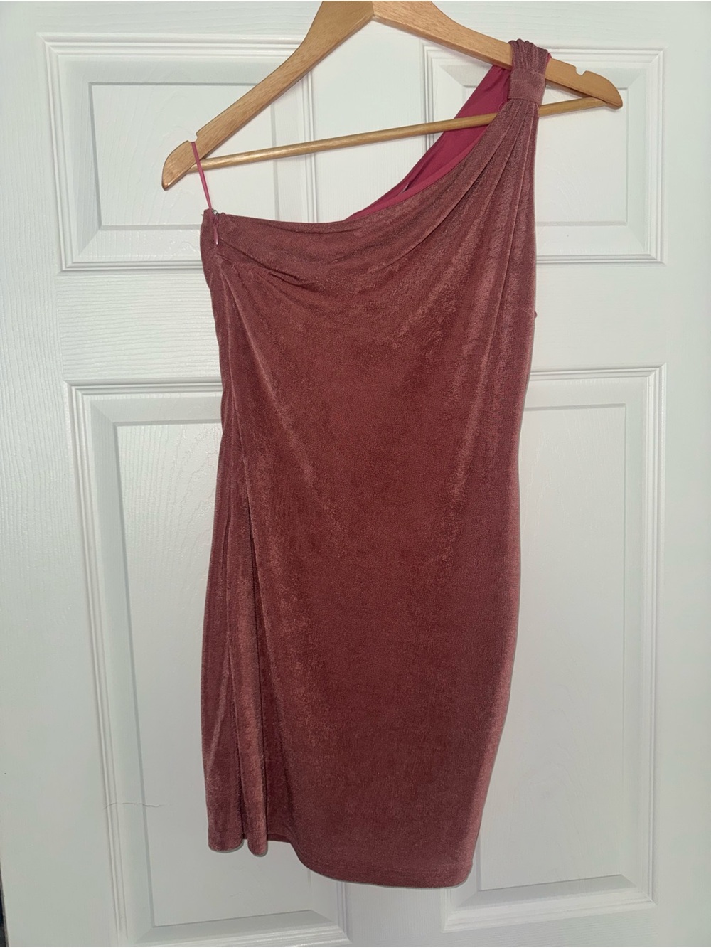 One-Shoulder Velvet Cocktail Dress in Dusty Mauve